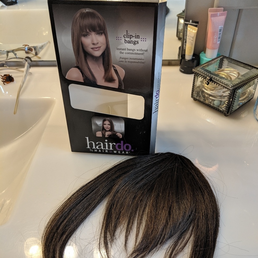 Hairdo Clip in bangs